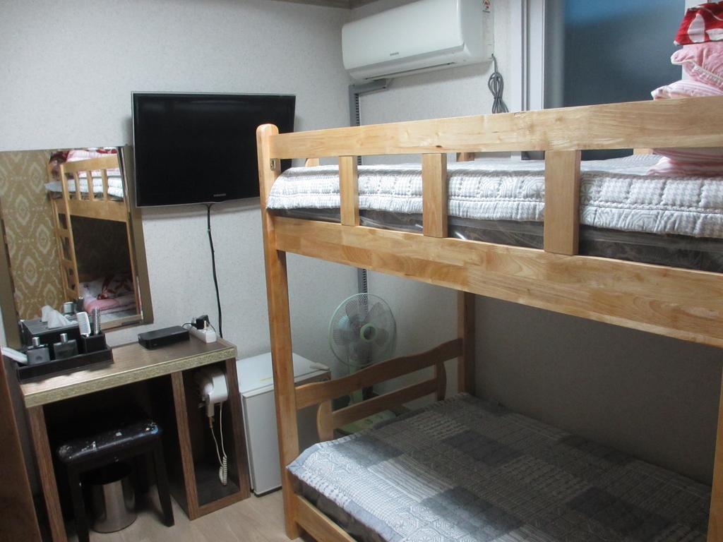 Moiri Guesthouse 丽水市 外观 照片
